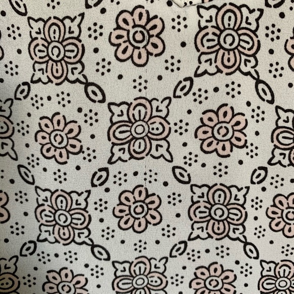 LOFT Outlet Button Detail Sleeveless Top - Picture 3 of 5